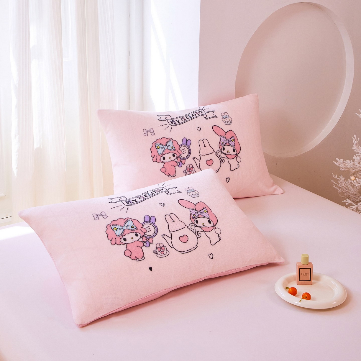 91家纺网 家纺一手货源 找家纺 （总）蘭菲家纺 2025新款三丽欧牛奶绒套件系列单品枕套