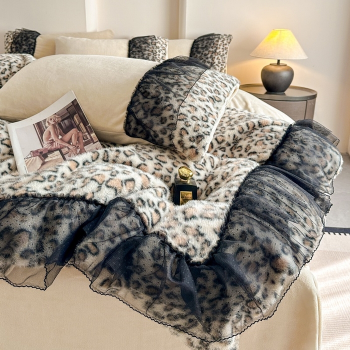 91家纺网 家纺一手货源 找家纺 （总）大米家居 2025新款雕花绒拼角嵌绳系列四件套