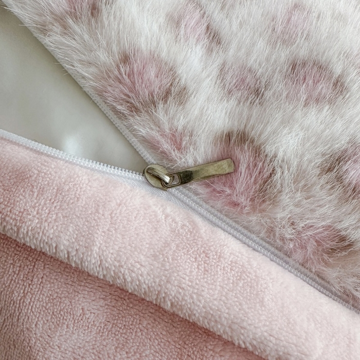 91家纺网 家纺一手货源 找家纺 大米家居 2025新款十斤重高低毛豹纹韩版蕾丝仿水貂绒四件套-豹纹系列 豹纹-藕粉