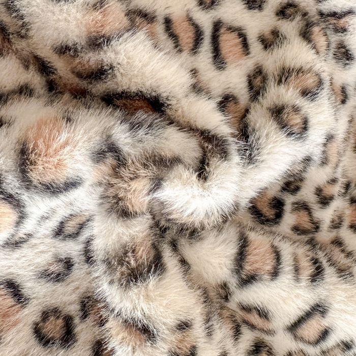 91家纺网 家纺一手货源 找家纺 大米家居 2025新款十斤重高低毛豹纹韩版蕾丝仿水貂绒四件套-豹纹系列 豹纹-卡其