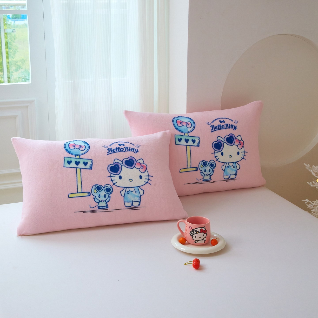 91家纺网 家纺一手货源 找家纺 蘭菲家纺 2025新款三丽欧牛奶绒套件系列单品枕套 车站kT