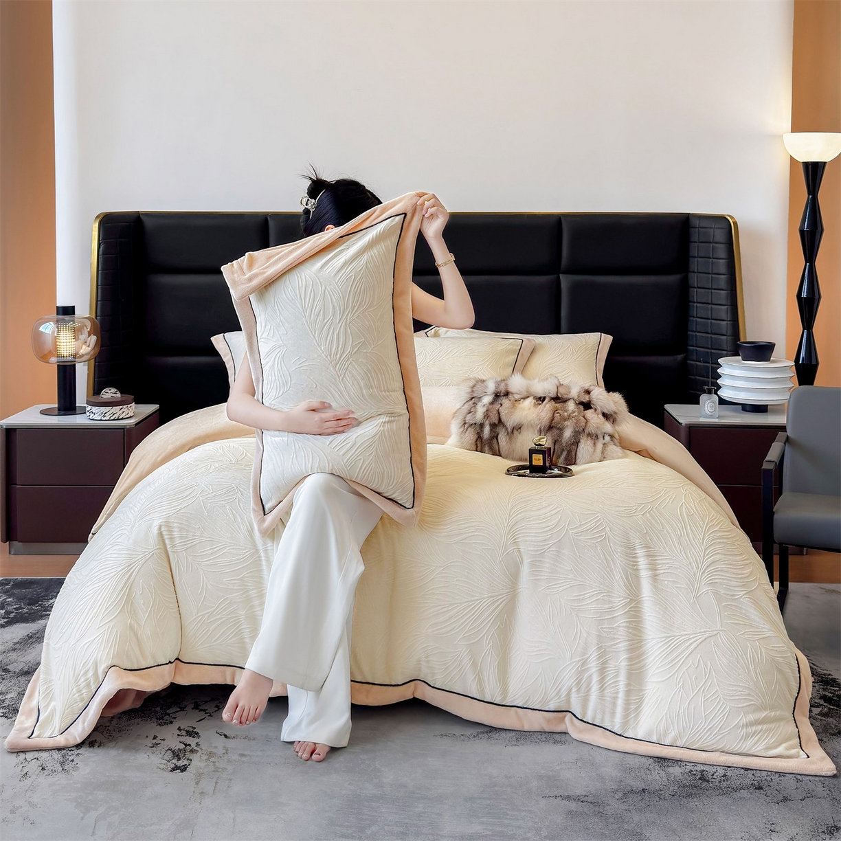 大米家居 2025新款雕花绒拼角嵌绳系列四件套 叶影-瓷白