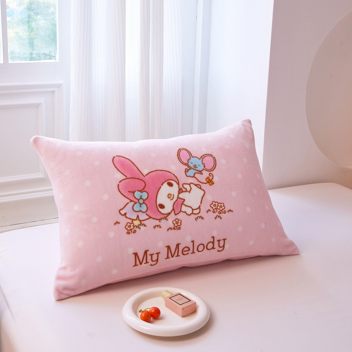 91家纺网 家纺一手货源 找家纺 蘭菲家纺 2025新款三丽欧牛奶绒套件系列单品枕套 轻松美乐蒂