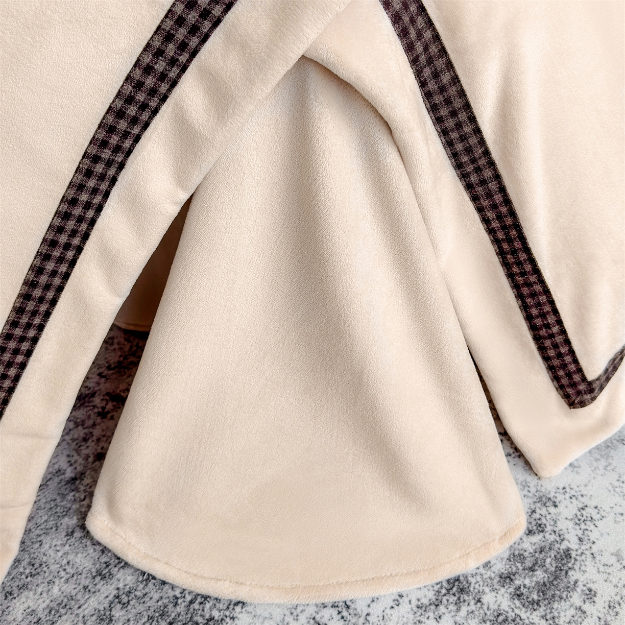 91家纺网 家纺一手货源 找家纺 （总）大米家居 2025新款牛奶绒织带轻奢工艺款四件套-卡夫系列