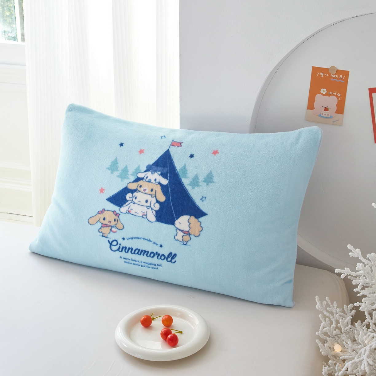 91家纺网 家纺一手货源 找家纺 蘭菲家纺 2025新款三丽欧牛奶绒套件系列单品枕套 露营快乐