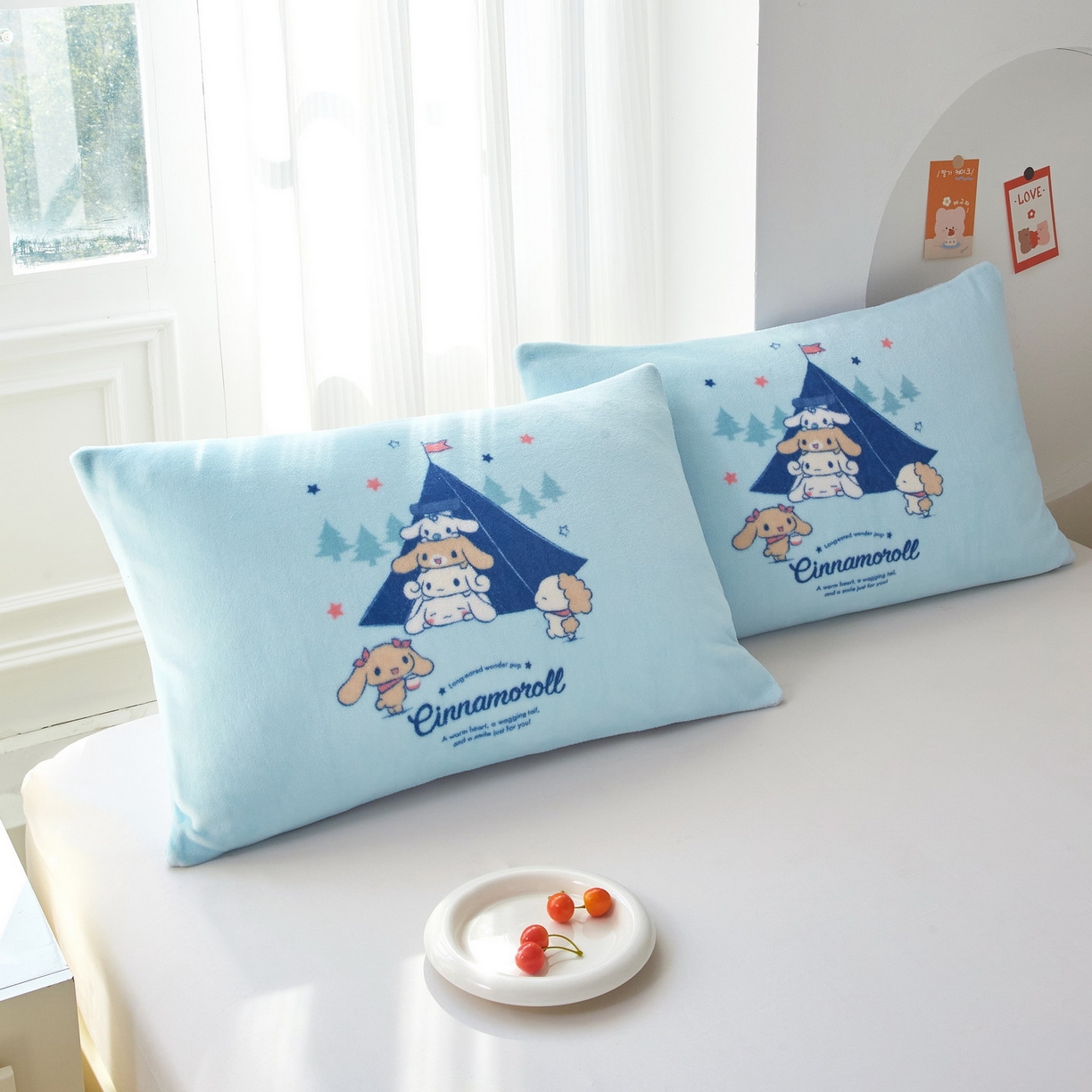 91家纺网 家纺一手货源 找家纺 蘭菲家纺 2025新款三丽欧牛奶绒套件系列单品枕套 露营快乐