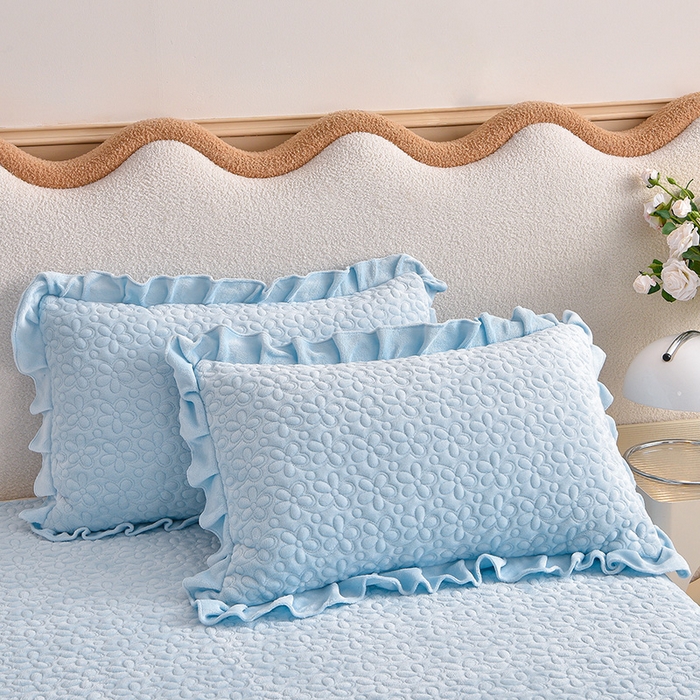 91家纺网 家纺一手货源 找家纺 静缘分 2025新款简约纯色系牛奶绒花边四件套 天蓝