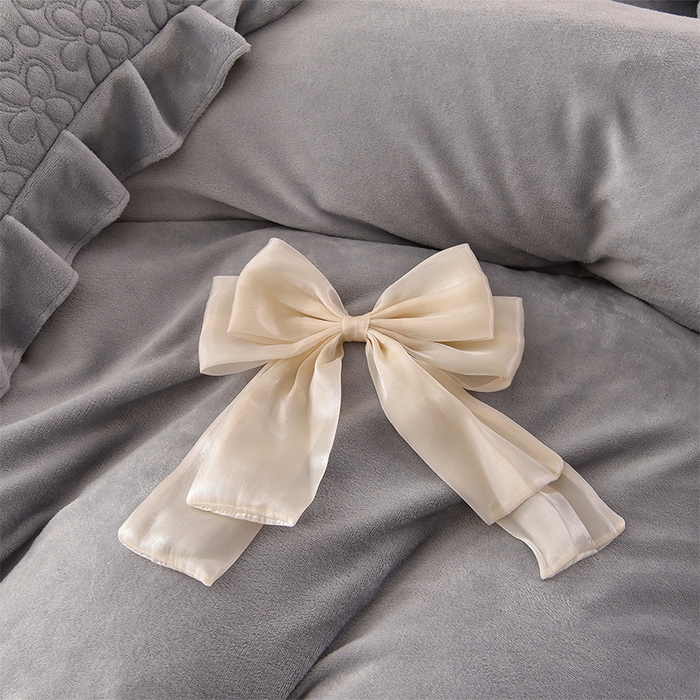 91家纺网 家纺一手货源 找家纺 静缘分 2025新款简约纯色系牛奶绒花边四件套 雅灰