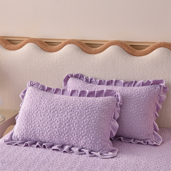 91家纺网 家纺一手货源 找家纺 静缘分 2025新款简约纯色系牛奶绒花边四件套 紫色