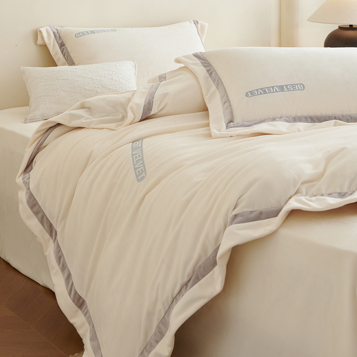 91家纺网 家纺一手货源 找家纺 （总）时亿家居 2025新款A类婴肤绒四件套-秘境