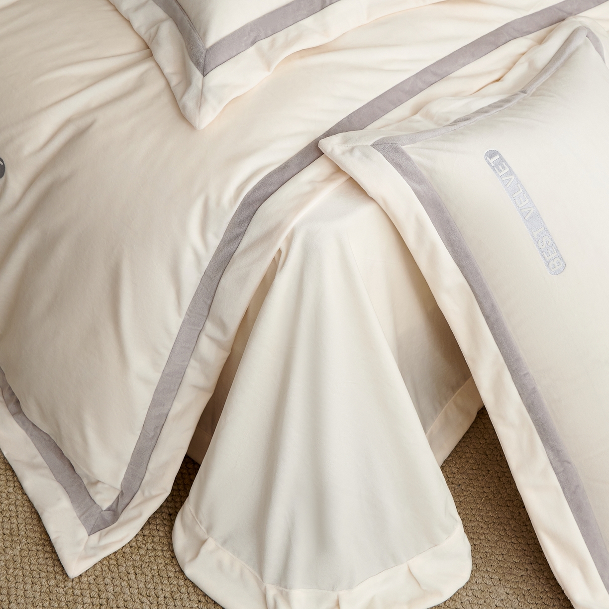 91家纺网 家纺一手货源 找家纺 （总）时亿家居 2025新款A类婴肤绒四件套-秘境