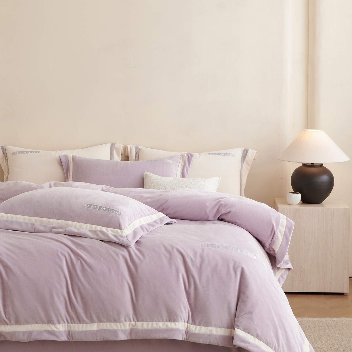 91家纺网 家纺一手货源 找家纺 时亿家居 2025新款A类婴肤绒四件套-秘境 秘境-紫藤