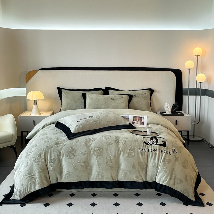 91家纺网 家纺一手货源 找家纺 子曰 2025新款雕花加厚牛奶绒宽边工艺款四件套-小香风 小香风-绿