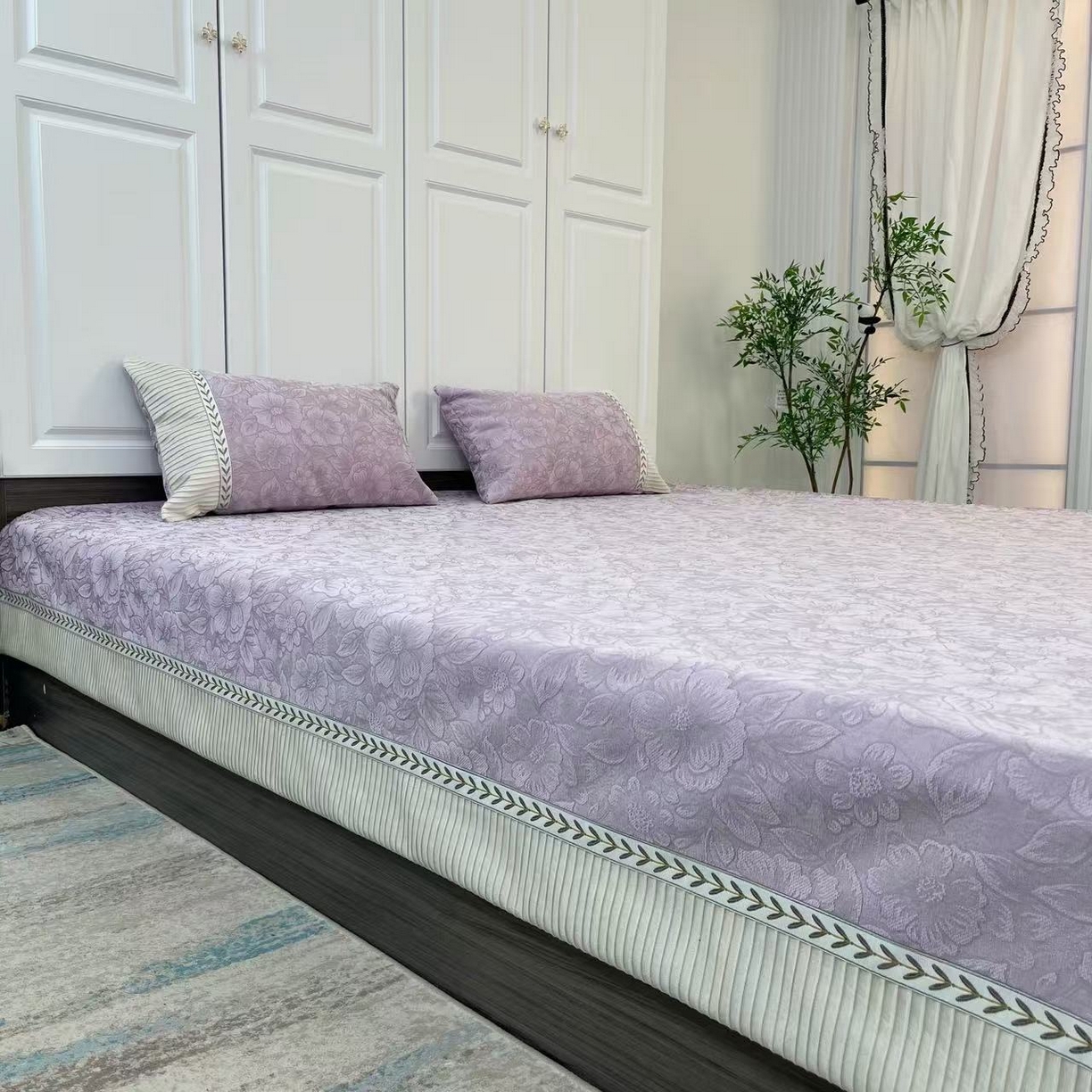 91家纺网 家纺一手货源 找家纺 （总）暖木杨 2025新款雪尼尔榻榻米床盖柔软亲肤防滑耐磨可机洗可定制尺寸工厂直发闲时花影