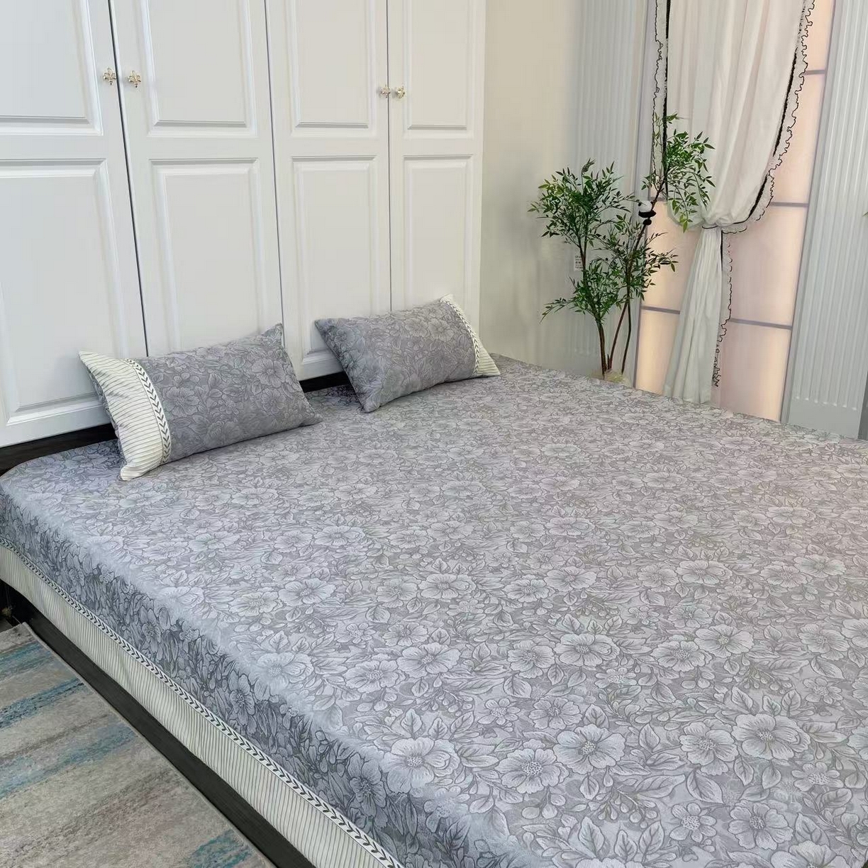 91家纺网 家纺一手货源 找家纺 （总）暖木杨 2025新款雪尼尔榻榻米床盖柔软亲肤防滑耐磨可机洗可定制尺寸工厂直发闲时花影