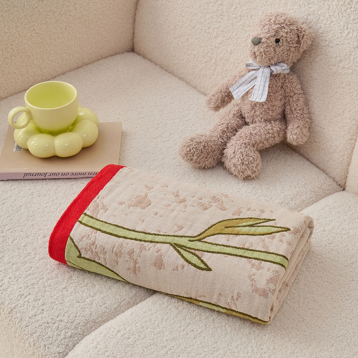 91家纺网 家纺一手货源 找家纺 棠薇家纺 2025新款全棉纱布浴巾纯棉浴巾时尚卡通色织提花四季加大浴巾擦身巾 浪漫花语 160*75cm