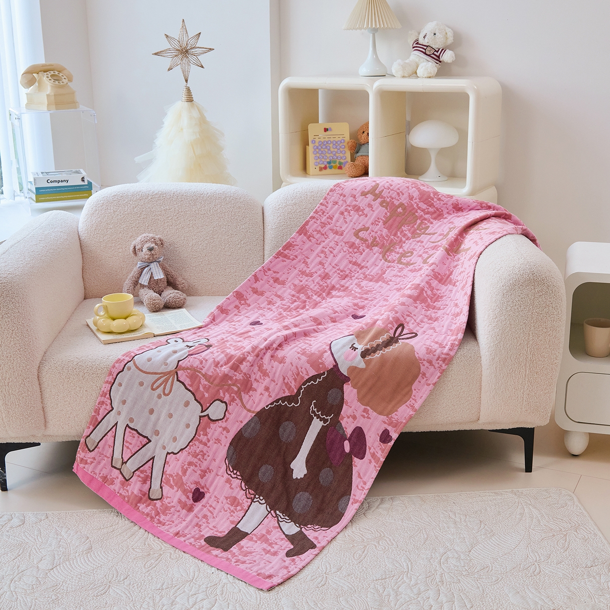 91家纺网 家纺一手货源 找家纺 棠薇家纺 2025新款全棉纱布浴巾纯棉浴巾时尚卡通色织提花四季加大浴巾擦身巾 羊驼女孩 160*75cm