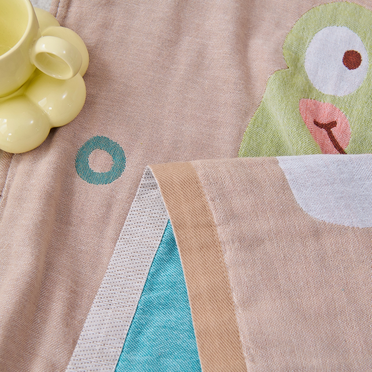 91家纺网 家纺一手货源 找家纺 棠薇家纺 2025新款全棉纱布浴巾纯棉浴巾时尚卡通色织提花四季加大浴巾擦身巾 青蛙王子 160*75cm