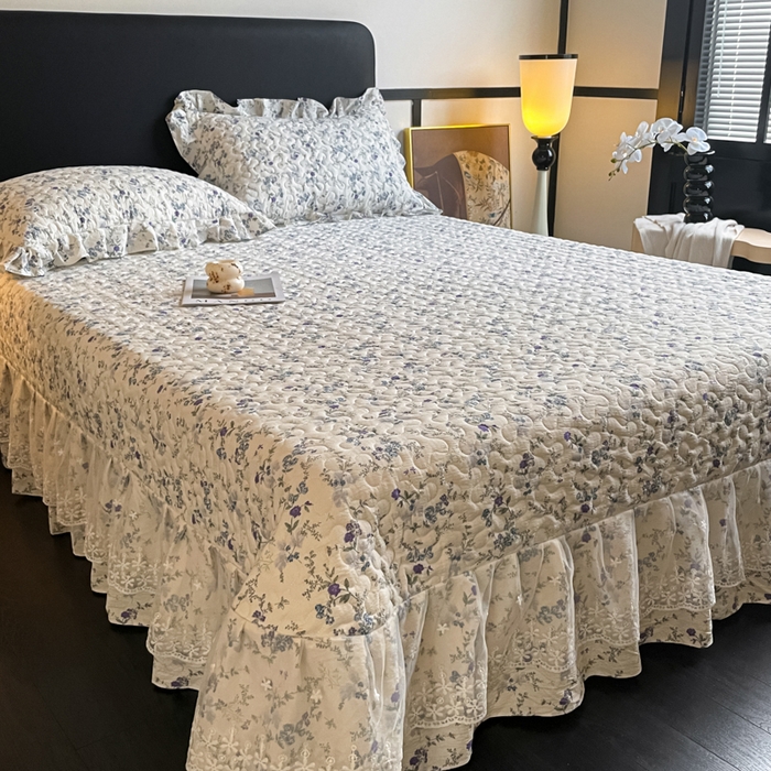 91家纺网 家纺一手货源 找家纺 （总）阿曼达 2025新款单品法式蕾丝夹棉印花花边款床盖三件套