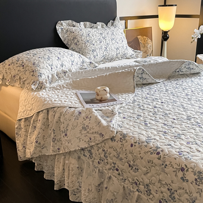 91家纺网 家纺一手货源 找家纺 （总）阿曼达 2025新款单品法式蕾丝夹棉印花花边款床盖三件套