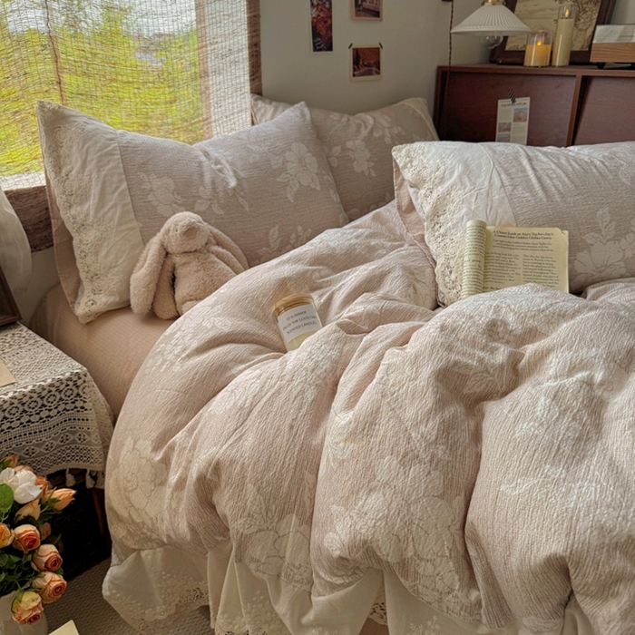 91家纺网 家纺一手货源 找家纺 （总）阿曼达 2025新款法式复古印花花边款四件套