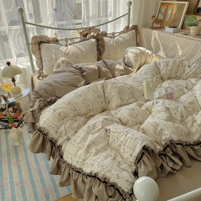 91家纺网 家纺一手货源 找家纺 （总）阿曼达 2025新款复古法式美学田园风印花花边款四件套