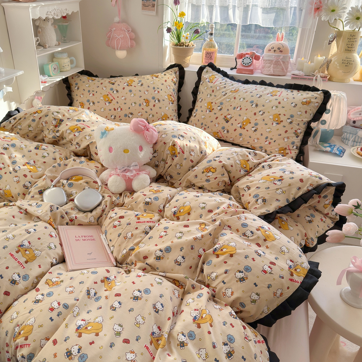 91家纺网 家纺一手货源 找家纺 星禾优选 2025新款三丽鸥加厚水洗双层纱花边款四件套 钢琴kt