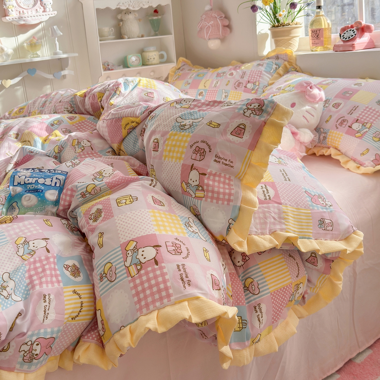 91家纺网 家纺一手货源 找家纺 星禾优选 2025新款三丽鸥加厚水洗双层纱花边款四件套 面包集合