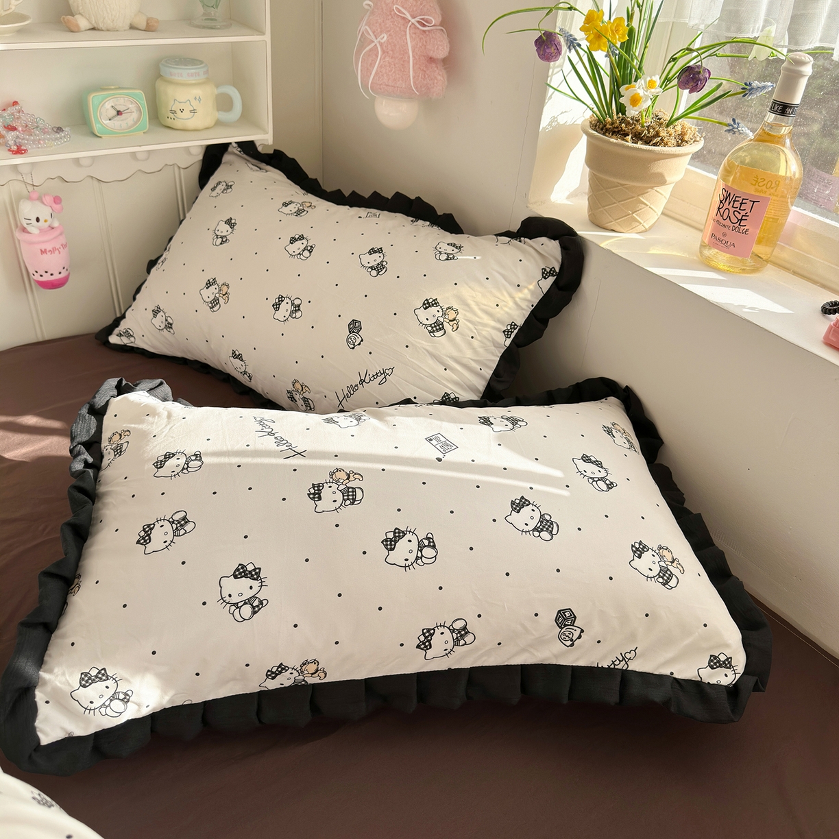 91家纺网 家纺一手货源 找家纺 星禾优选 2025新款三丽鸥加厚水洗双层纱花边款四件套 元气kt