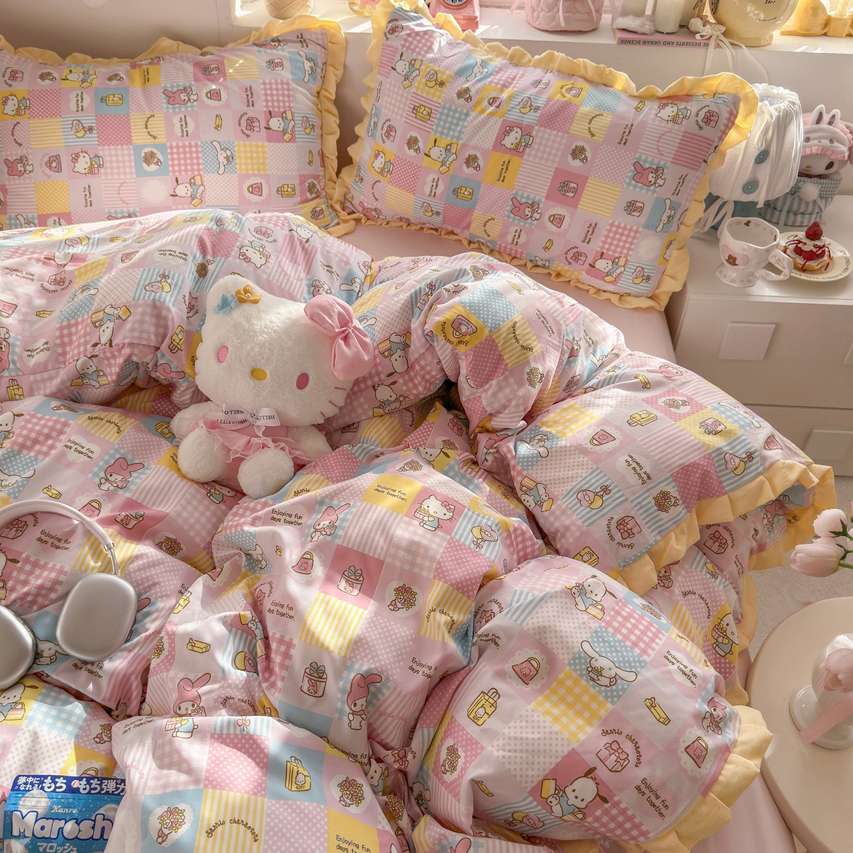 91家纺网 家纺一手货源 找家纺 星禾优选 2025新款三丽鸥加厚水洗双层纱花边款四件套 面包集合