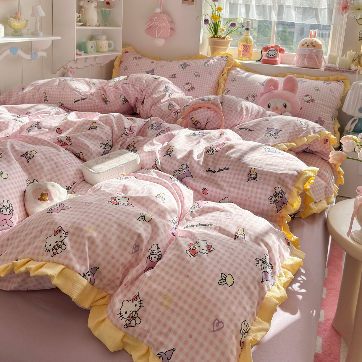 91家纺网 家纺一手货源 找家纺 星禾优选 2025新款三丽鸥加厚水洗双层纱花边款四件套 千层家族