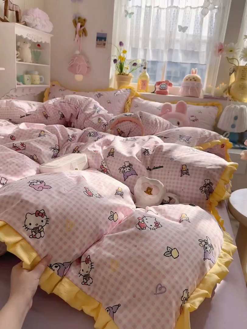 91家纺网 家纺一手货源 找家纺 星禾优选 2025新款三丽鸥加厚水洗双层纱花边款四件套 千层家族