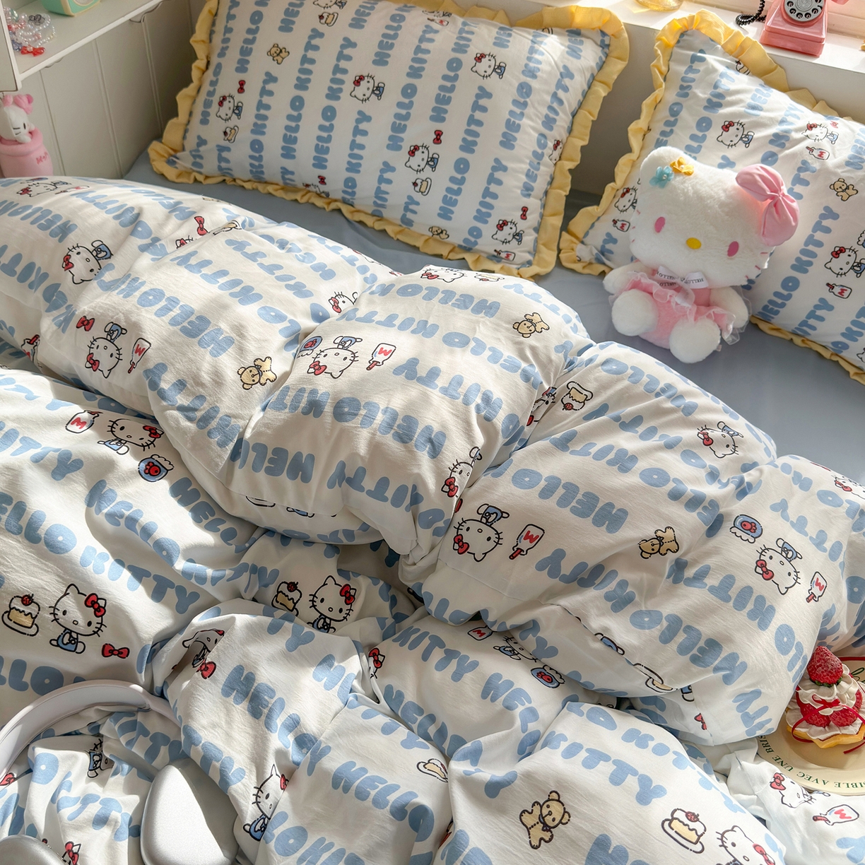 91家纺网 家纺一手货源 找家纺 星禾优选 2025新款三丽鸥加厚水洗双层纱花边款四件套 kt酪-蓝