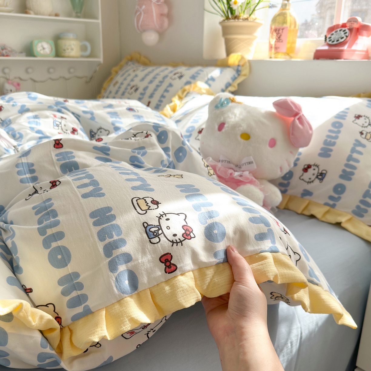 91家纺网 家纺一手货源 找家纺 星禾优选 2025新款三丽鸥加厚水洗双层纱花边款四件套 kt酪-蓝