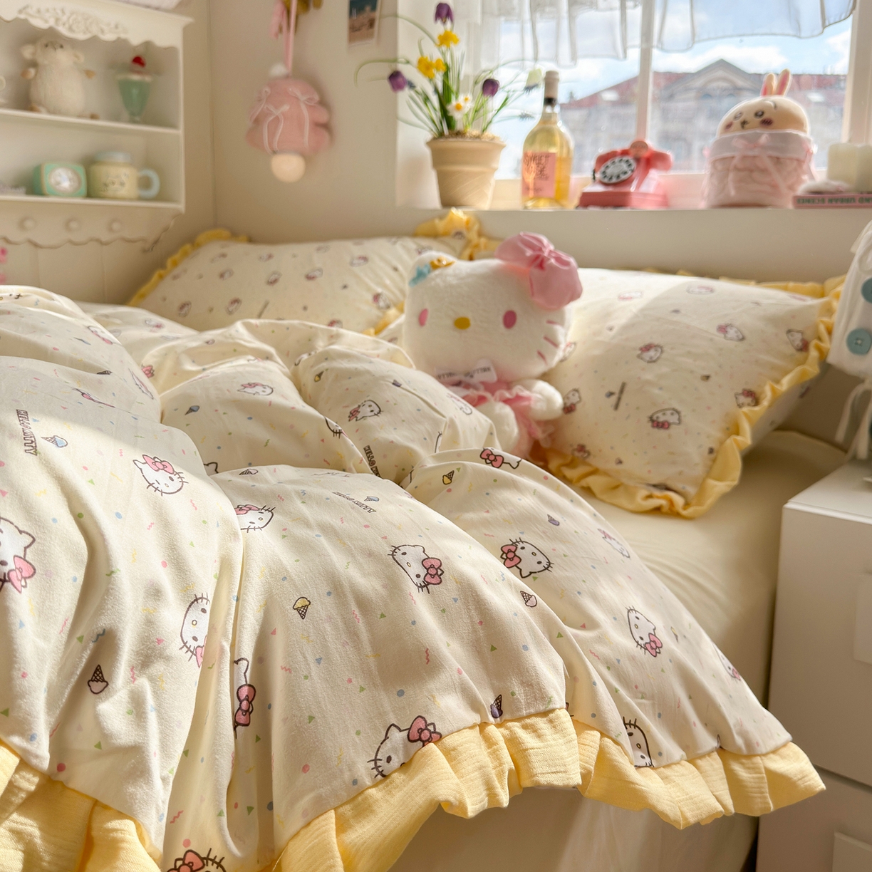 91家纺网 家纺一手货源 找家纺 星禾优选 2025新款三丽鸥加厚水洗双层纱花边款四件套 奶酪 kt