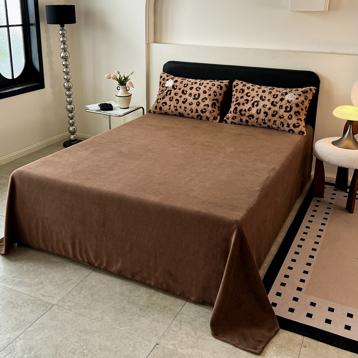 91家纺网 家纺一手货源 找家纺 （总）梵克保罗 2025秋冬新款兔毛绒豹纹印花绣花款牛奶绒四件套