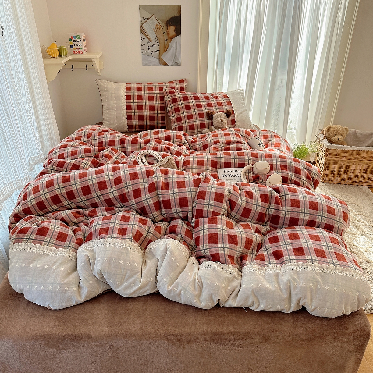 91家纺网 家纺一手货源 找家纺 （总）桃子家居 2025新款A类蕾丝纯棉花边工艺花卉复古碎花加厚花边牛奶绒系列四件套