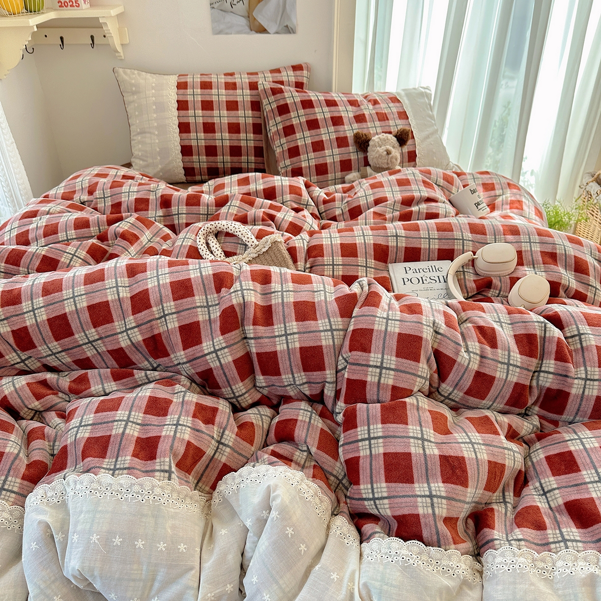 91家纺网 家纺一手货源 找家纺 （总）桃子家居 2025新款A类蕾丝纯棉花边工艺花卉复古碎花加厚花边牛奶绒系列四件套