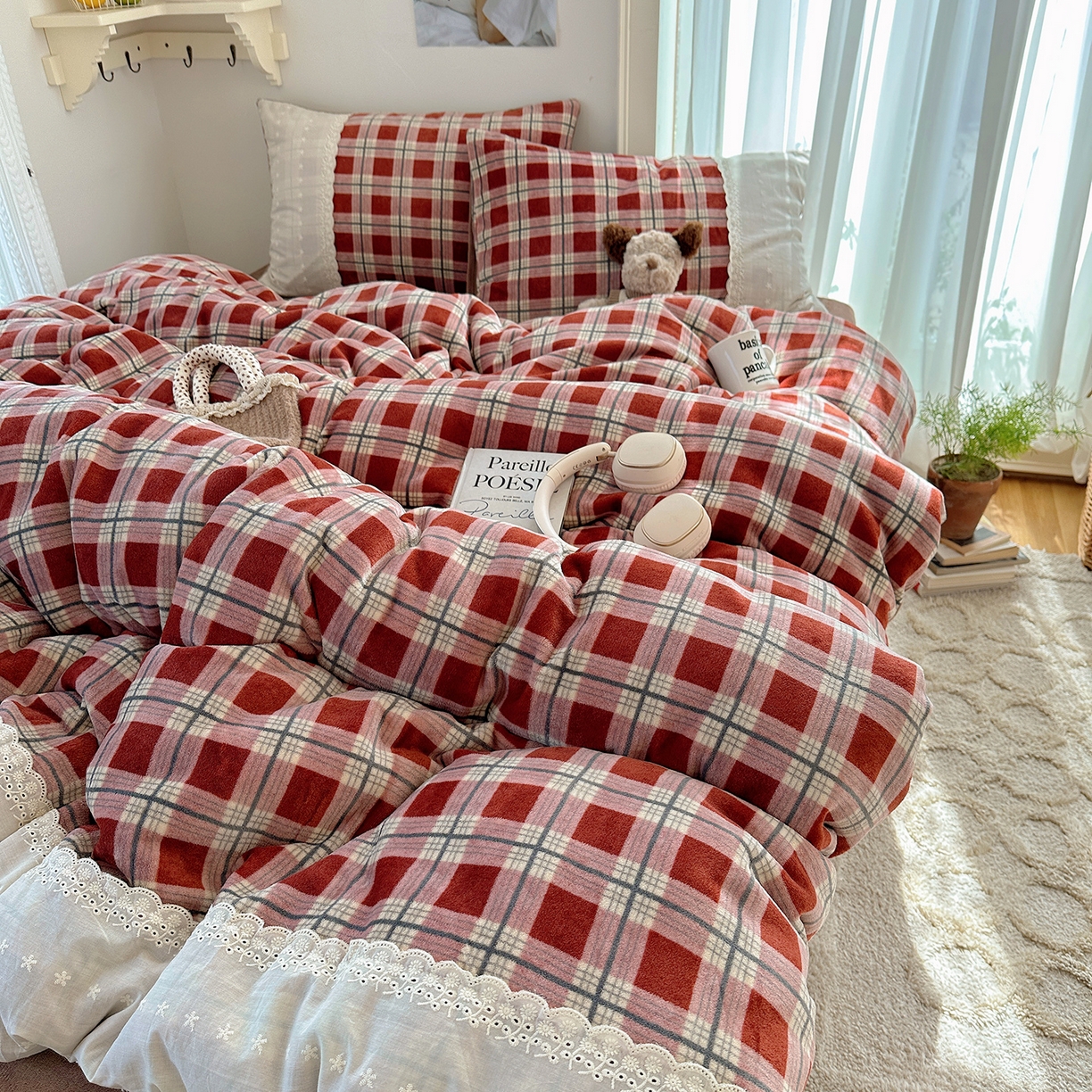 91家纺网 家纺一手货源 找家纺 （总）桃子家居 2025新款A类蕾丝纯棉花边工艺花卉复古碎花加厚花边牛奶绒系列四件套