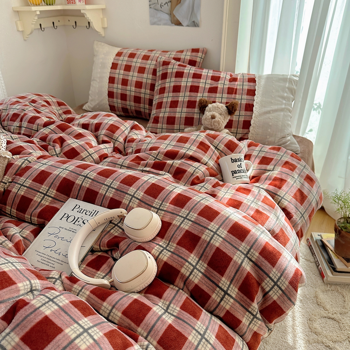 91家纺网 家纺一手货源 找家纺 （总）桃子家居 2025新款A类蕾丝纯棉花边工艺花卉复古碎花加厚花边牛奶绒系列四件套