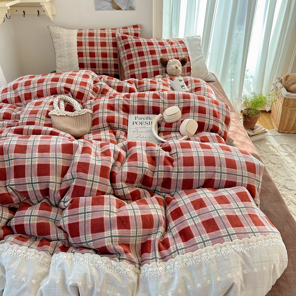 91家纺网 家纺一手货源 找家纺 （总）桃子家居 2025新款A类蕾丝纯棉花边工艺花卉复古碎花加厚花边牛奶绒系列四件套