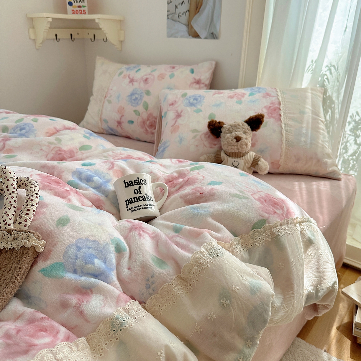 91家纺网 家纺一手货源 找家纺 （总）桃子家居 2025新款A类蕾丝纯棉花边工艺花卉复古碎花加厚花边牛奶绒系列四件套