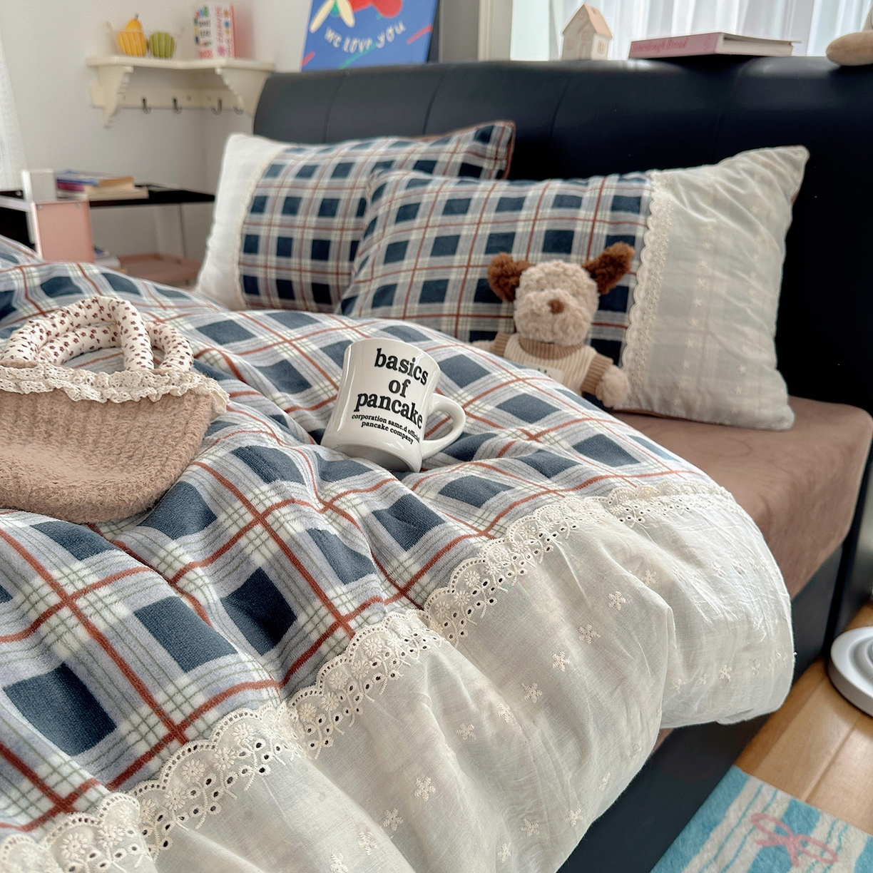 91家纺网 家纺一手货源 找家纺 （总）桃子家居 2025新款A类蕾丝纯棉花边工艺花卉复古碎花加厚花边牛奶绒系列四件套