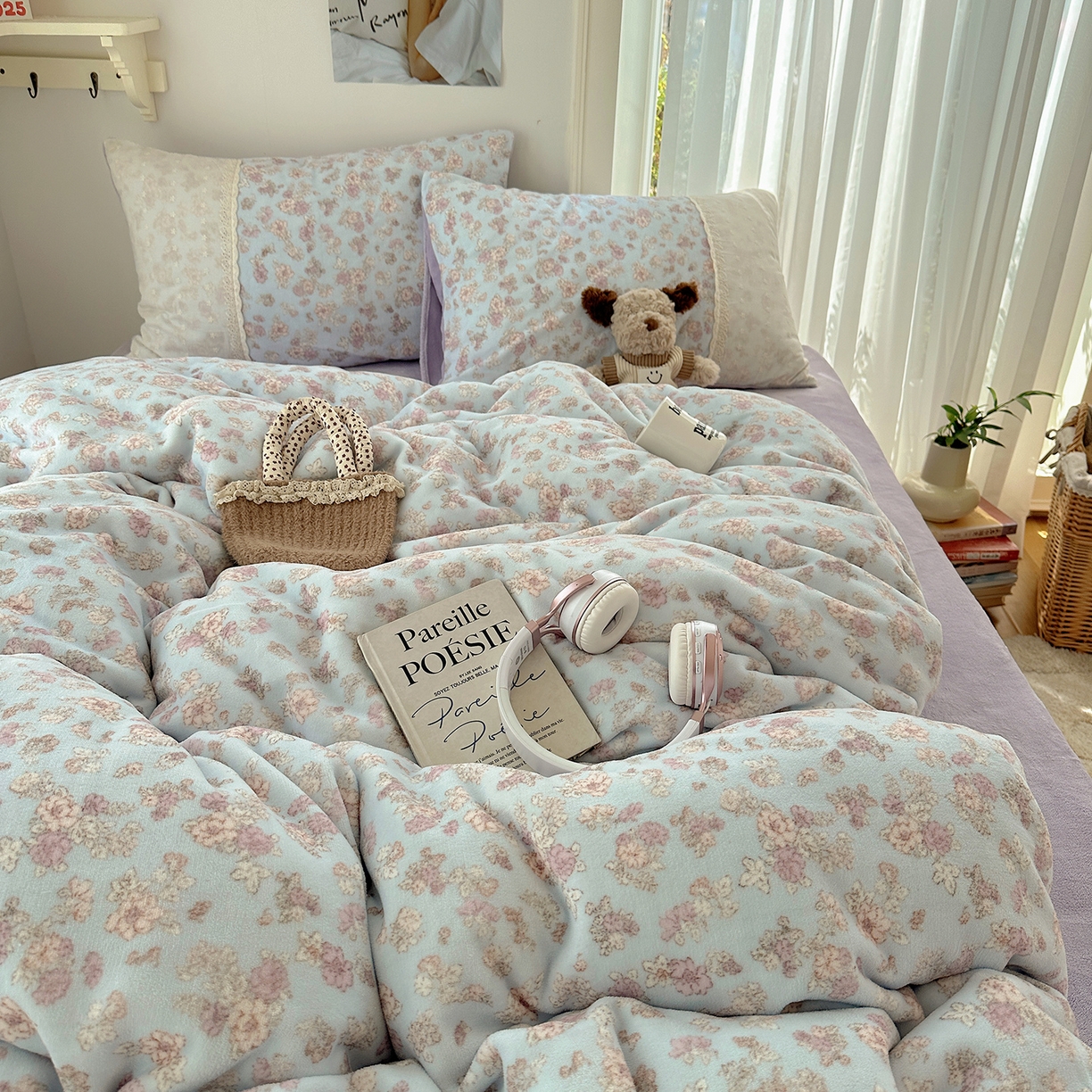 91家纺网 家纺一手货源 找家纺 桃子家居 2025新款A类蕾丝纯棉花边工艺花卉复古碎花加厚花边牛奶绒系列四件套 绒-蕾丝岚梦