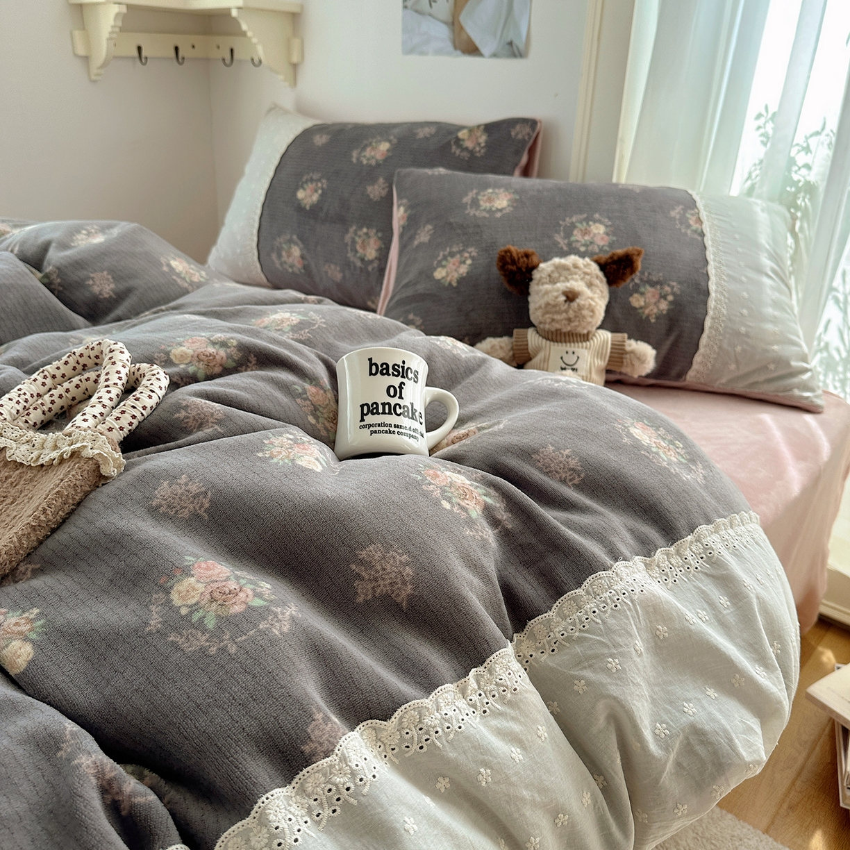 桃子家居 2025新款A类蕾丝纯棉花边工艺花卉复古碎花加厚花边牛奶绒系列四件套 绒-蕾丝蓝茉