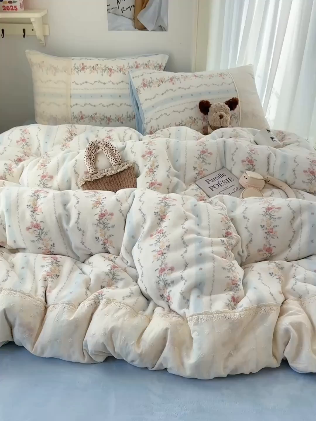 91家纺网 家纺一手货源 找家纺 桃子家居 2025新款A类蕾丝纯棉花边工艺花卉复古碎花加厚花边牛奶绒系列四件套 绒-蕾丝蓝田花