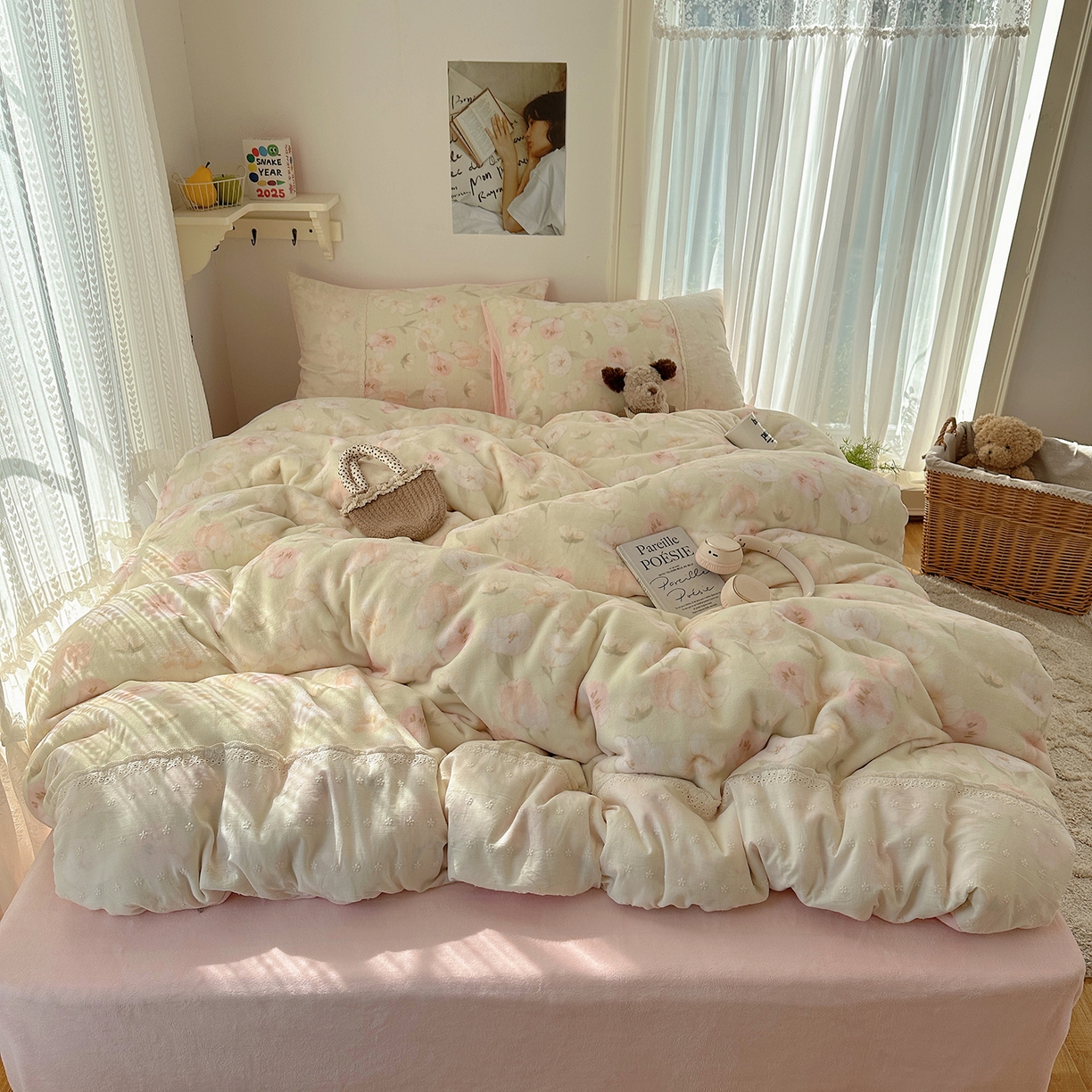 91家纺网 家纺一手货源 找家纺 桃子家居 2025新款A类蕾丝纯棉花边工艺花卉复古碎花加厚花边牛奶绒系列四件套 绒-蕾丝沁梦绿