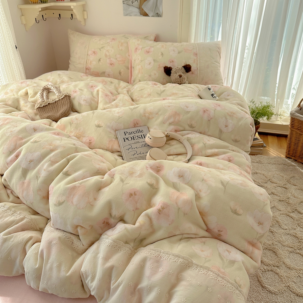 91家纺网 家纺一手货源 找家纺 桃子家居 2025新款A类蕾丝纯棉花边工艺花卉复古碎花加厚花边牛奶绒系列四件套 绒-蕾丝沁梦绿