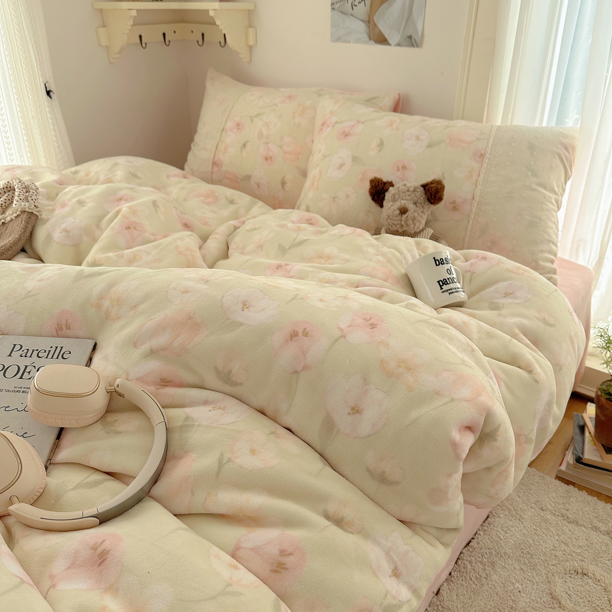 91家纺网 家纺一手货源 找家纺 桃子家居 2025新款A类蕾丝纯棉花边工艺花卉复古碎花加厚花边牛奶绒系列四件套 绒-蕾丝沁梦绿