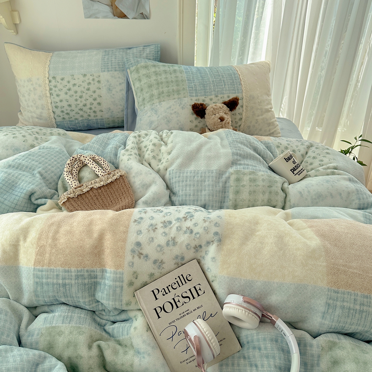 91家纺网 家纺一手货源 找家纺 桃子家居 2025新款A类蕾丝纯棉花边工艺花卉复古碎花加厚花边牛奶绒系列四件套 绒-蕾丝山野